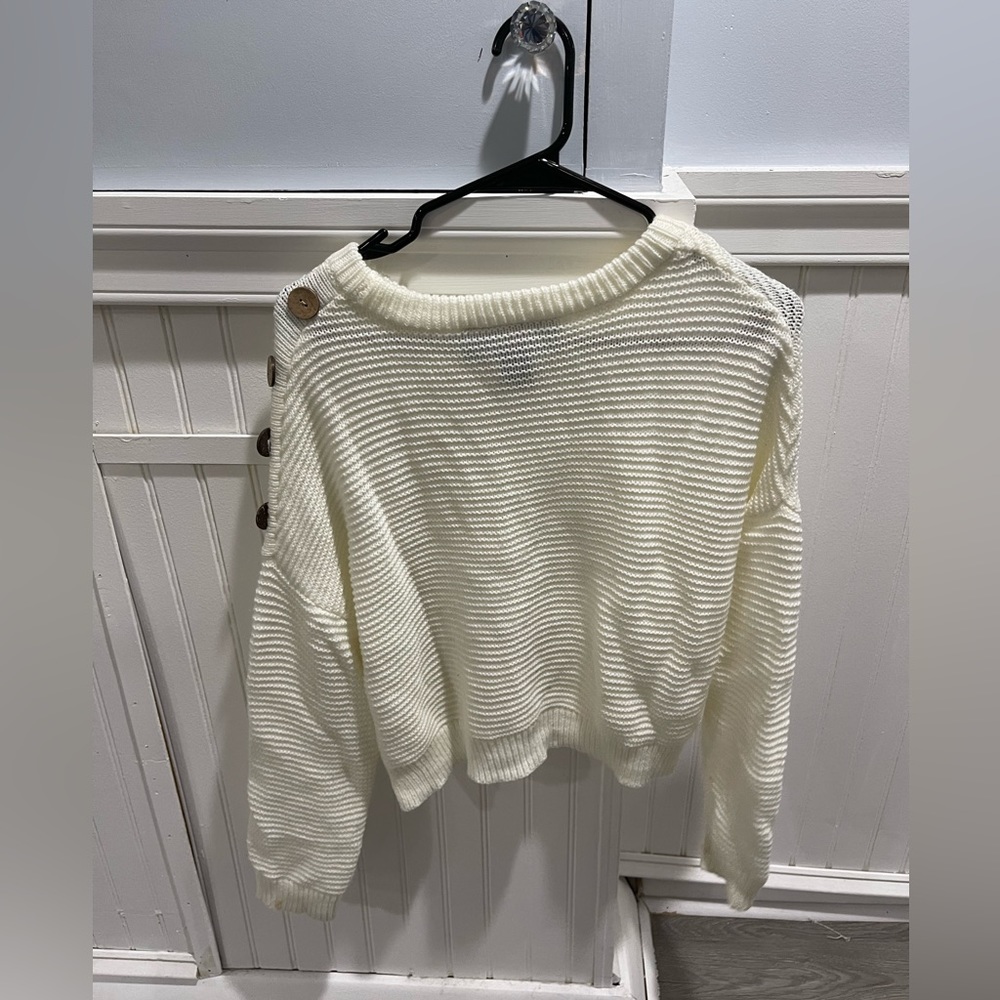 White Sweater - Picture 4 of 5